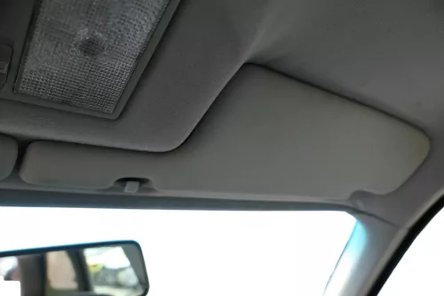Audi 80 Sonnenblende vorne rechts grau platin Spiegel 893857552J (182891)