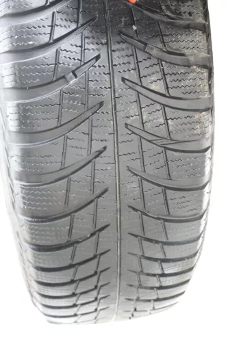 4x A4 B5 A6 4B Passat 3BG Felgen Reifen Winterreifen M+S 195/65 R15 91T 5-6mm (182934)