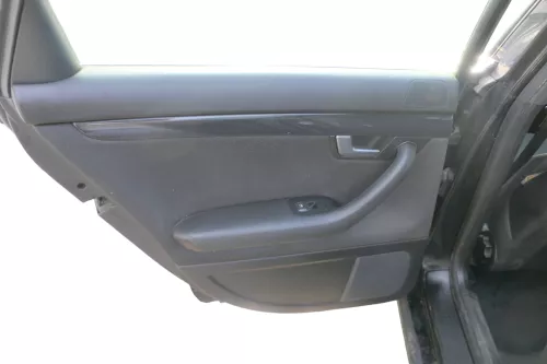1x A4 8E B6 Türverkleidung Verkleidung Tür hinten links soul schwarz (182992)