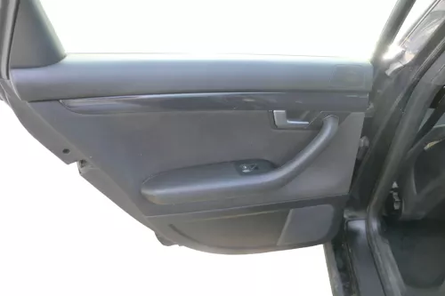 1x A4 8E B6 Türverkleidung Verkleidung Tür hinten links soul schwarz (182992)
