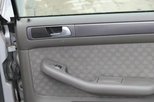 1x A6 4B Türverkleidung Verkleidung Tür hinten rechts swing grau (183047)