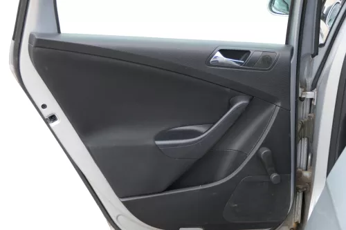 1x VW Passat 3C Variant Türverkleidung Verkleidung Tür hinten links schwarz