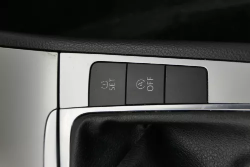 Passat 3C Mittelkonsole Verkleidung Klappe Abdeckung Dekor silber matt chrom Asc (183132)
