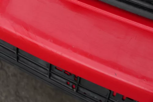 VW Golf 4 Limousine Stoßstange hinten Heckstoßstange Stoßfänger rot LP3G (183219)