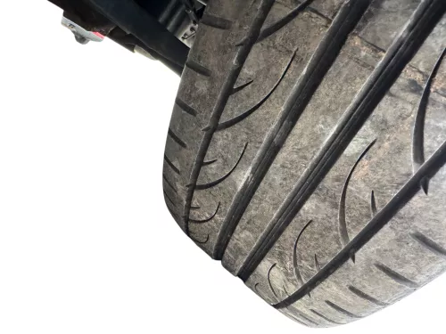 2x VW Golf Passat Reifen 205/45 ZR16 87W Sommerreifen 2x ca. 5mm NUR REIFEN (183269)