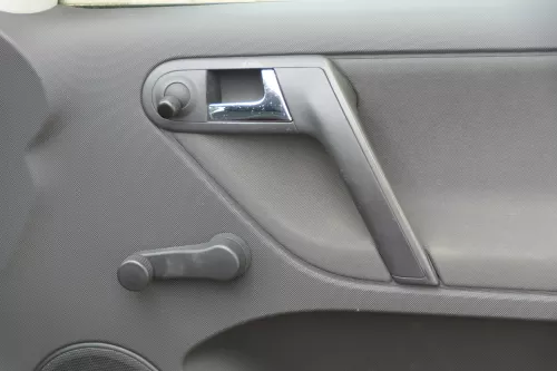 1x VW Polo 6N2 Türverkleidung Verkleidung Tür vorne rechts 4/5-Türer off-black (183294)