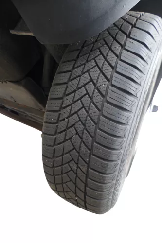 4x Golf 4 195/65 R15 91H Winterreifen M+S Reifen 6jx15H2 ET38  ca. 5-9mm Felgen (183343)