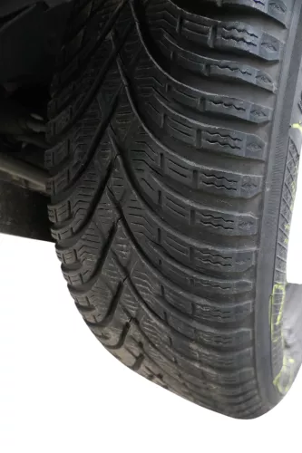 4x VW Passat 3C Golf Reifen Winterrreifen M&S 205/55 R16 94H Felgen 6-8mm (183421)