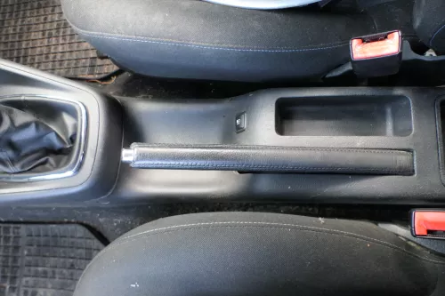 VW Golf 4 Bora Handbremse Feststellbremse Leder schwarz