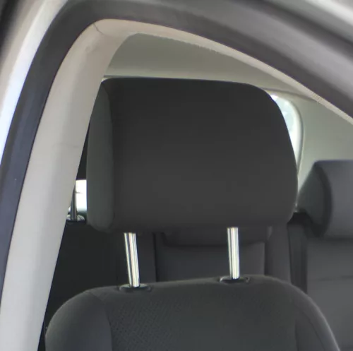 1x Golf 5 1K Jetta auc Kombi Kopfstützen Kopfstütze vorne rechts links schwarz (183500)