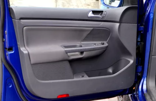 1x Golf 5 Limousine Türverkleidung Verkleidung Tür vorn links 4/5Türer Lautspre