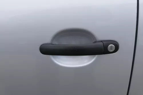 VW Fox 5Z Tür vorne links Fahrertür silber LA7W - ohne Anbauteile (183543)