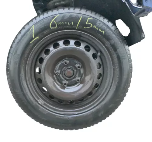 4x VW Golf 6 Plus 5M 195/65 R15 95V Winterreifen M+S Felgen Reifen M&S   ca. 6mm