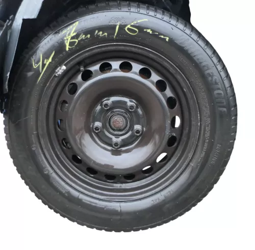 4x VW Golf 6 Plus 5M 195/65 R15 95V Winterreifen M+S Felgen Reifen M&S   ca. 6mm (183574)