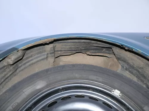 VW Passat 3B Kotflügel vorne links blau grün türkis ( evtl. LB7T oder LB6N ???) (183617)