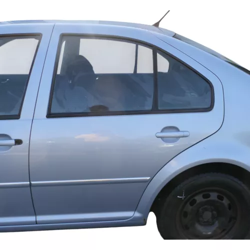 VW Bora Tür hinten links nur Limousine blau LB5S - ohne Anbauteile