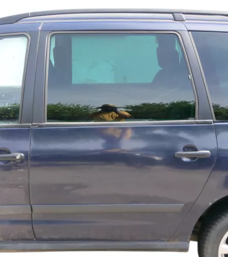 Sharan 7M Seat Alhambra Tür links hinten blau LA5G ab Bj.2000 Facelift ohne Anba