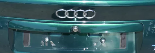 Audi A4 B5 Limousine Griff Heckklappe Heckklappengriff grün LZ6J biscaBj.1999