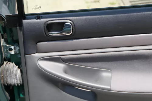 1x Audi A4 B5 Türverkleidung Verkleidung Tür hinten rechts Griff Öffner (183774)