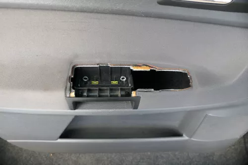 1x VW Polo 9N 9N3 Türverkleidung Verkleidung Tür vorne links  4/5-Türer dunkel (183801)