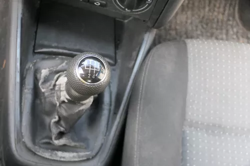 VW Golf 4 Bora Mittelkonsole Mitteltunnel um Schaltung 1J1863201D schwarz (183881)