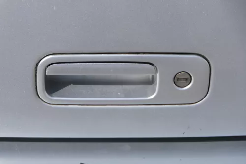 Polo 6N2 Heckklappe Klappe hinten Kofferraumklappe silber LA7W Scheibe ohneAnbau (183989)