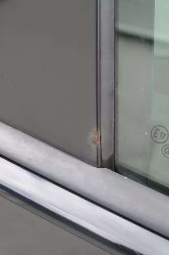 Golf 5 V 1K Tür Türblatt vorne rechts Fahrertür 2/3-Türer schwarz L041 + Rahmen (184032)