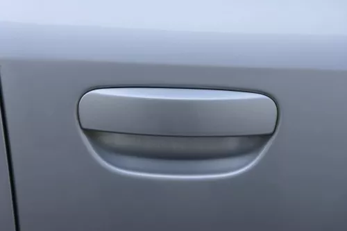 Audi A4 B6 8E nur Türblatt vorne rechts Beifahrertür silber LY7W Kombi+Limo Tür (184051)