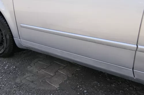 Audi A4 B6 8E nur Türblatt Tür vorne links Fahrertür schwarz LY9B Kombi+Limo (184055)