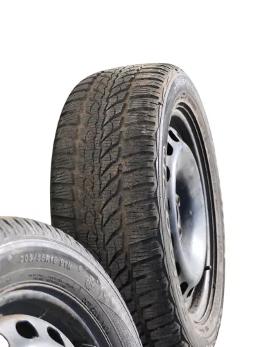 4x Audi A4 8E A6 4B Felgen 205/55 R16 91H Winterreifen Reifen 4-8mm (184143)