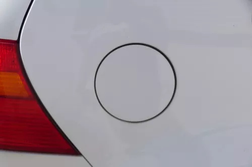 VW Golf 4 Limousine Tankdeckel Deckel Tank Tankverschluß weiß LB9A