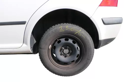 2x VW Golf 4 Bora 175/80 R14 88T Sommerreifen Reifen 6jx14H2 ET38  ca. 6mm (184162)