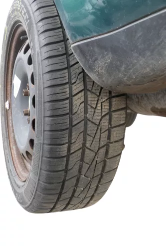 2x Golf 4 Bora Reifen Felgen 205/55 R16 Winterreifen 7-8mm M+S Allwetterreifen (184208)