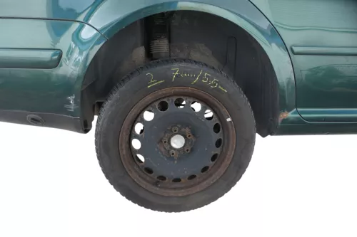 1x  Golf 4 Bora Reifen Felgen 205/55 R16 Winterreifen 7mm M+S   HR