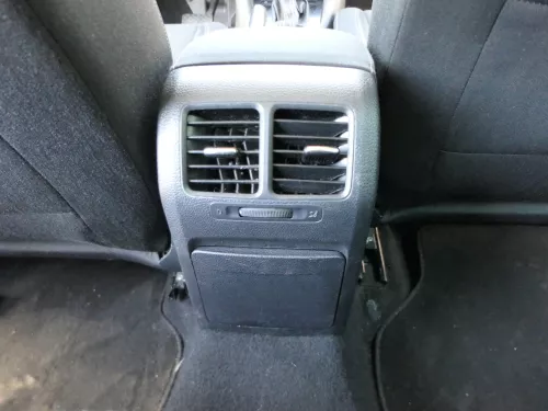 Golf 6 5K Mittelarmlehne Armlehne Lehne Mitte Original verschiebar zum nachrüst (184252)