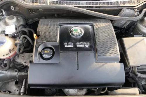Fabia 6Y Luftfilterkasten Luftfilter Motorabdeckung 1,2 64PS 47kw AZQ BME12V