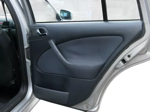 1x Octavia 1U Kombi Türverkleidung Verkleidung Tür hinten rechts (184314)