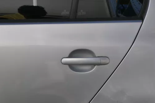 Golf 5 V 1K Tür Türrahmen hinten links 4/5-Türer grau silber LA7W -ohneAnbautei (184424)