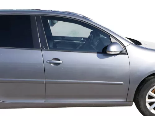 Golf 5 V 1K Tür Türblatt vorne rechts Beifahrertür 4/5-Türer grau LA7T +Rahmen