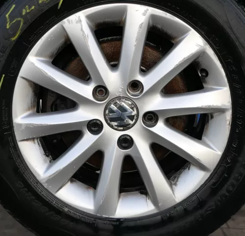 1x Felge Alufelge original VW Golf 5 Touran 6,5jx15H2 ET50 1K0601025CA Bristol 4