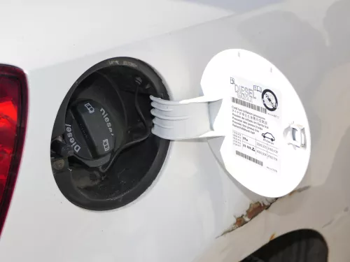 VW Polo 6R Tankdeckel Klappe Tankklappe Deckel Tank weiß LB9A (184495)