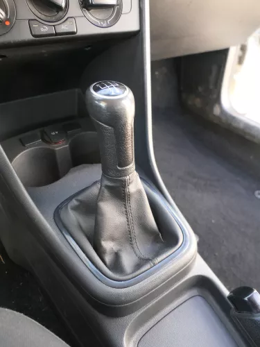 VW Polo 6R 6C Schaltknauf Schaltsack Schaltung Schaltknüppel Leder schwarz (184511)