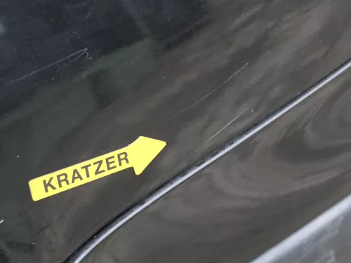 VW Golf 4 1J Kotflügel vorne rechts schwarz LC9Z (184565)