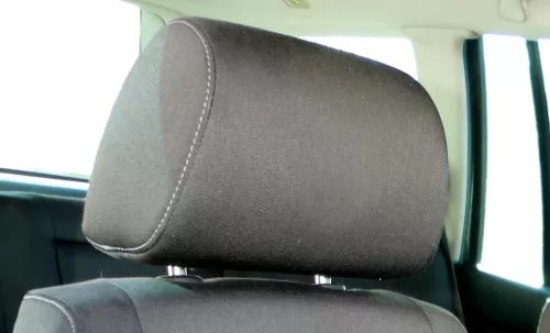 1x Golf 4 Bora Passat 3B 3BG Kopfstütze vorne vorn weiße Nähte