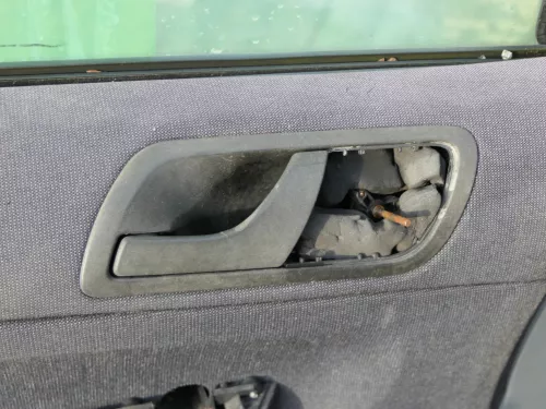 1x Fabia 6Y Kombi Türverkleidung Verkleidung Tür vorne links anthrazit (184632)
