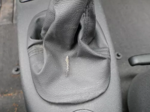 VW Lupo Polo 6N2 Schaltknauf Schaltsack Schaltung Schaltknüppel schwarz Leder (184663)