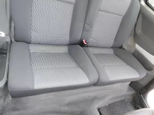 VW Lupo Seat Arosa Sitz Rückbank Sitzfläche für Kopfstützen schwarz (184691)