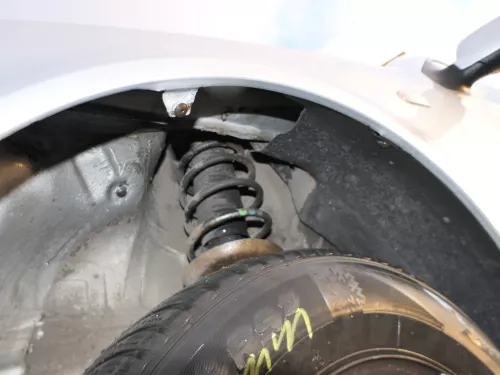 VW Golf 4 1J Kotflügel vorne links silber grau LA7W (184698)