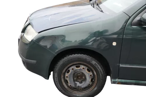 Skoda Fabia 6Y Kotflügel vorne link grün LF8C auch Kombi (184737)