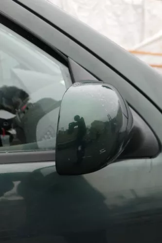 Skoda Fabia 6Y elektrisch Spiegel Außenspiegel rechts mit Glas grün LF8C (184739)